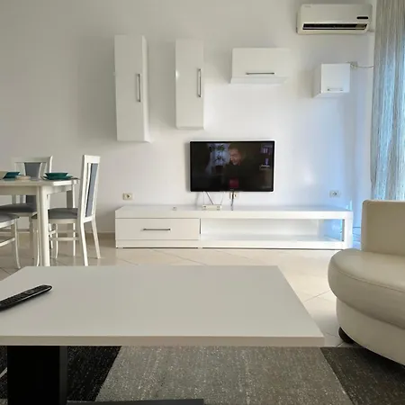 Diora Apartament Apartment Sarande