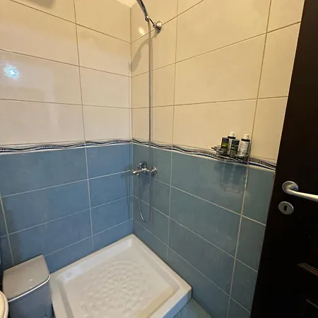 Diora Apartament *